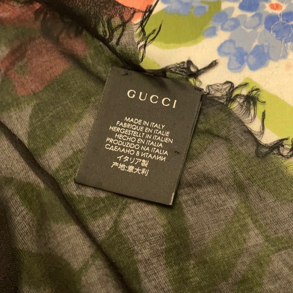 Gucci shawls 🧣 new without tag 🏷 - Picture 3 of 7